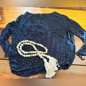 Women’s small Lucky Brand Waist Length Blouse